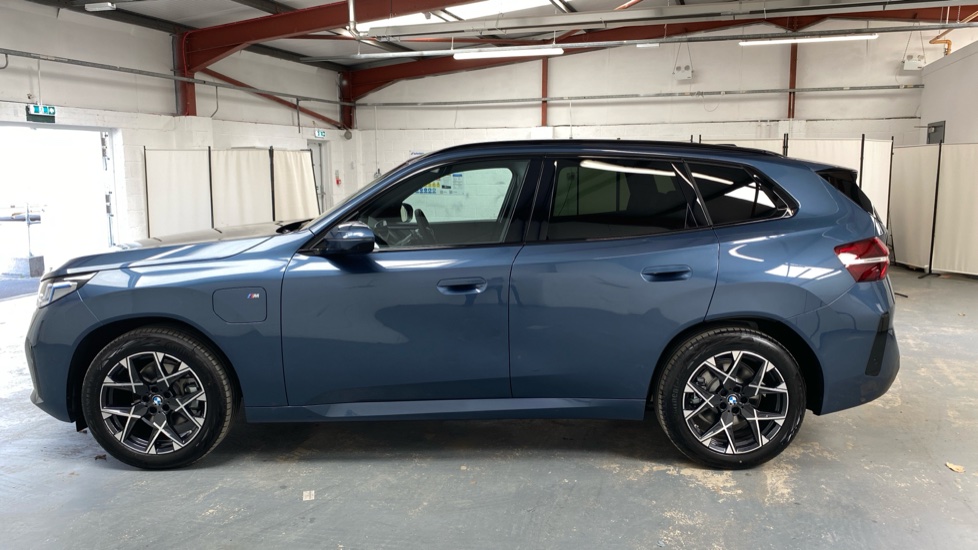 BMW X3 30e xDrive M Sport 5dr Auto [Tech Pack] Estate - Image 30