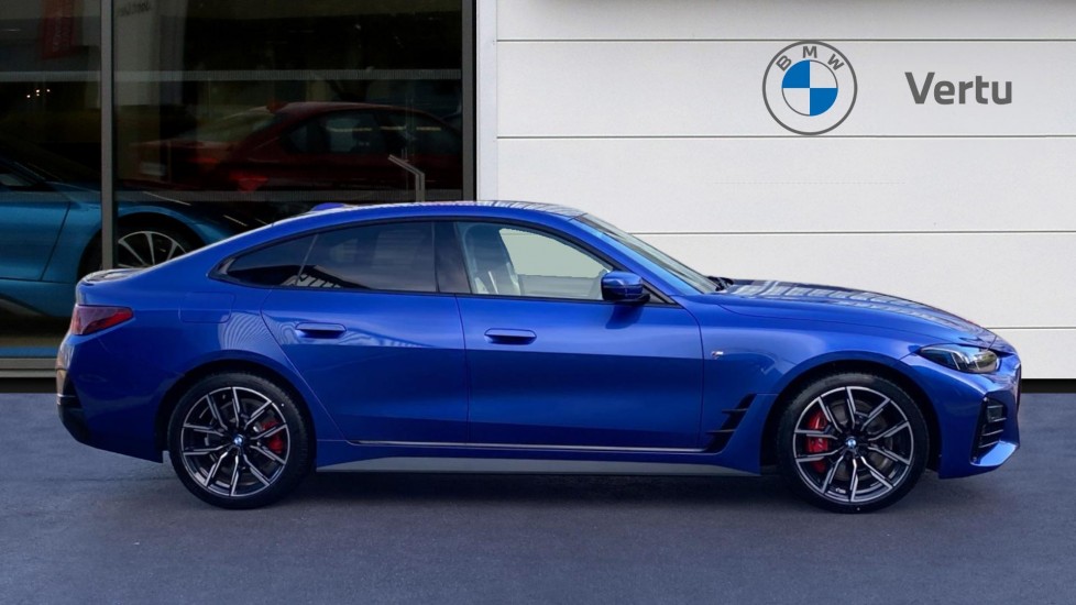 BMW 4 Series 420i M Sport 5dr Step Auto [Pro Pack] Petrol Hatchback - Image 3