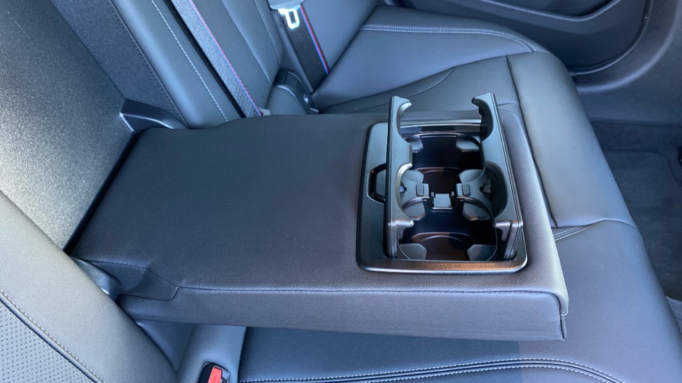 BMW 4 Series 420i M Sport 5dr Step Auto [Pro Pack] Petrol Hatchback - Image 40