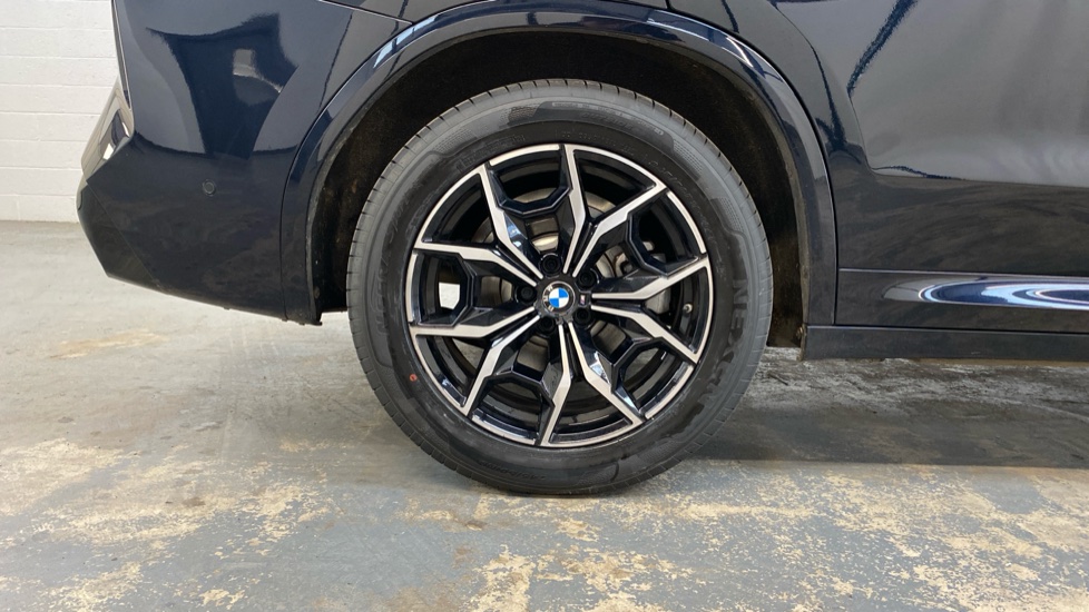 BMW X3 xDrive20i MHT M Sport 5dr Step Auto Petrol Estate - Image 28