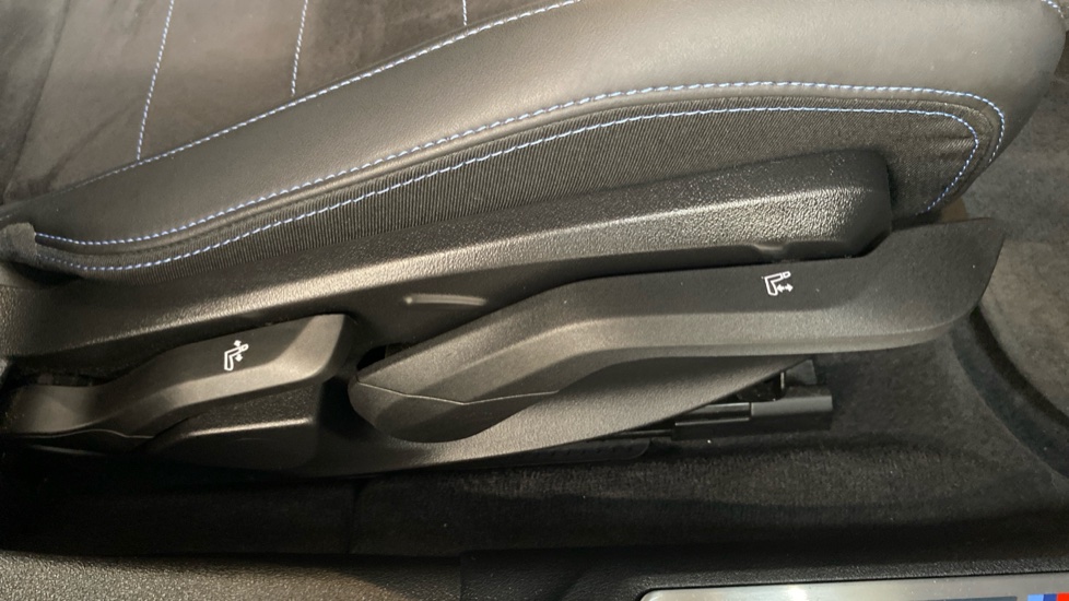 BMW 1 Series 120 M Sport 5dr Step Auto Petrol Hatchback - Image 38