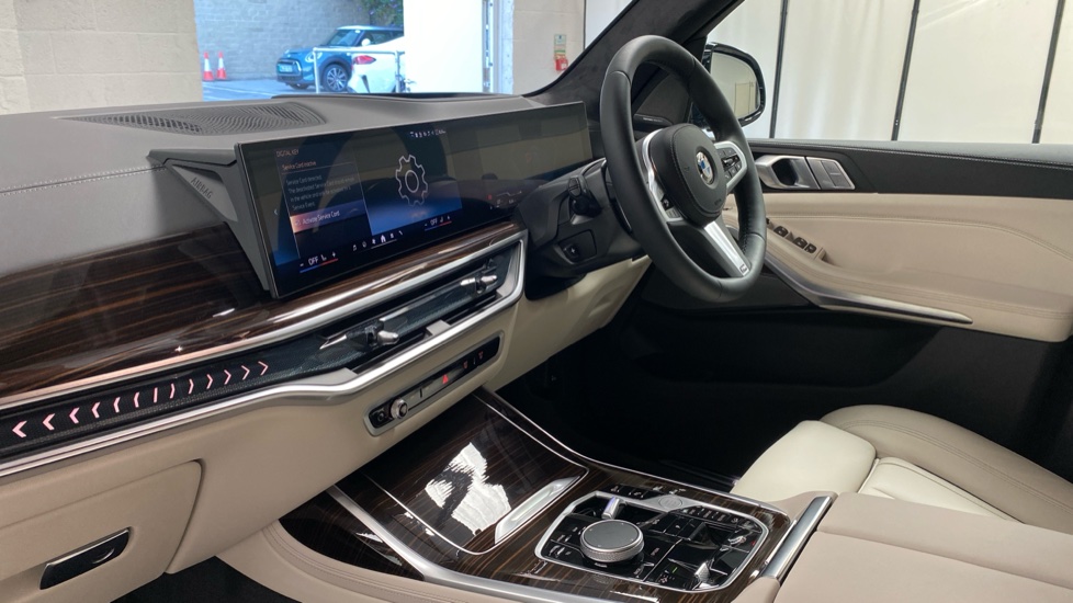 BMW X7 xDrive40d MHT M Sport 5dr Step Auto Diesel Estate - Image 7