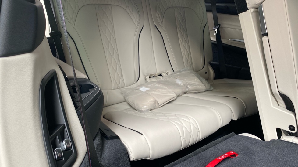BMW X7 xDrive40d MHT M Sport 5dr Step Auto Diesel Estate - Image 58