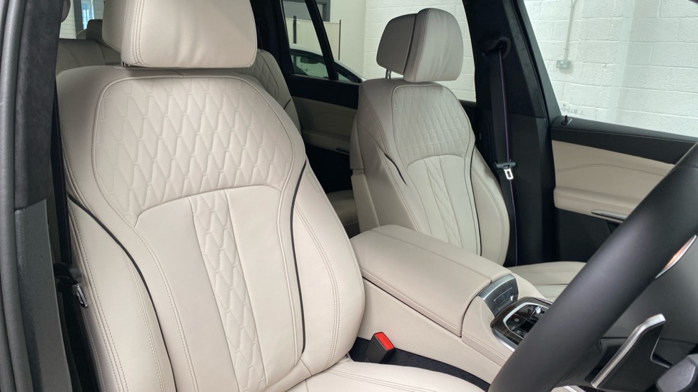 BMW X7 xDrive40d MHT M Sport 5dr Step Auto Diesel Estate - Image 71
