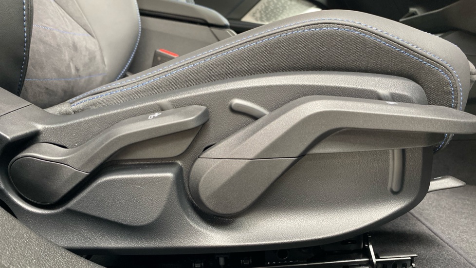BMW 1 Series 120 M Sport 5dr Step Auto Petrol Hatchback - Image 50