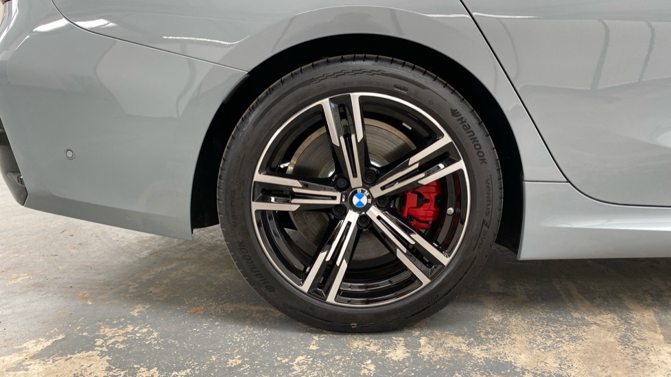 BMW 3 Series 320i M Sport 5dr Step Auto [Pro Pack] Petrol Estate - Image 33