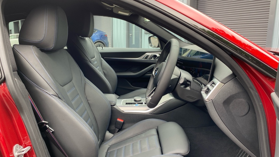 BMW i4 250kW eDrive40 M Sport 83.9kWh 5dr Auto [Pro Pack] Electric Hatchback - Image 11