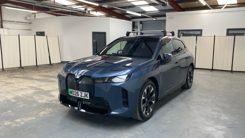 BMW iX 300kW xDrive45 M Sport 101kWh 5dr Auto [Tech] Electric Estate - Image 41