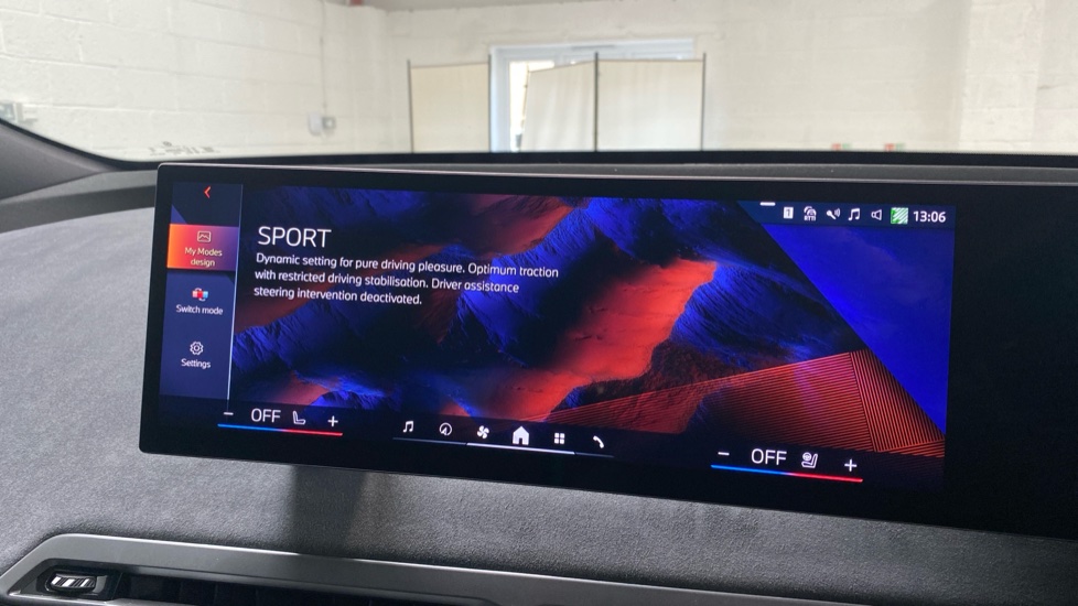 BMW iX 300kW xDrive45 M Sport 101kWh 5dr Auto [Tech] Electric Estate - Image 57