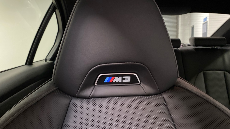 BMW M3 xDrive Competition M 4dr Step Auto [Ultimat Pk] Petrol Saloon - Image 51