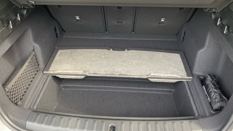 BMW X1 sDrive 20i MHT M Sport 5dr Step Auto Petrol Estate - Image 37