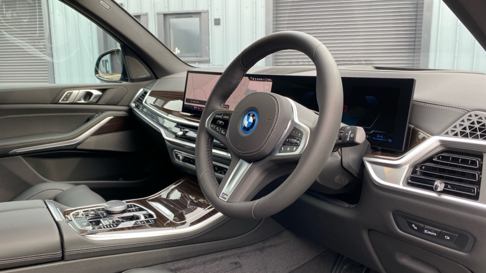 BMW X5 xDrive50e M Sport 5dr Auto [Tech Pack] Estate - Image 6