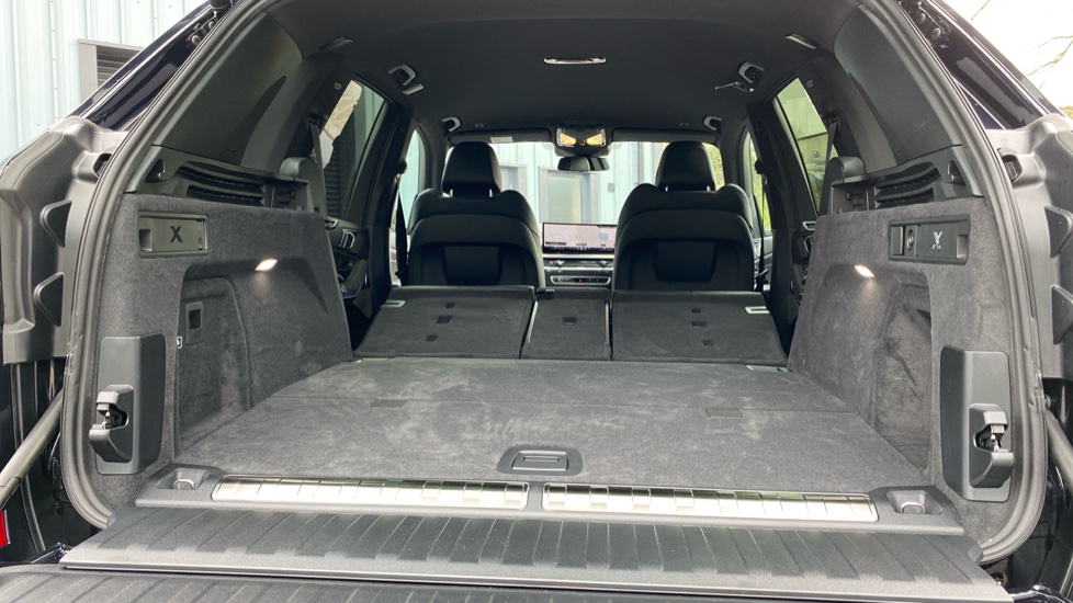BMW X5 xDrive50e M Sport 5dr Auto [Tech Pack] Estate - Image 40