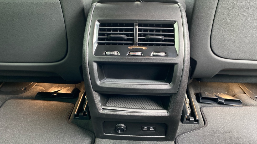 BMW X5 xDrive50e M Sport 5dr Auto [Tech Pack] Estate - Image 44