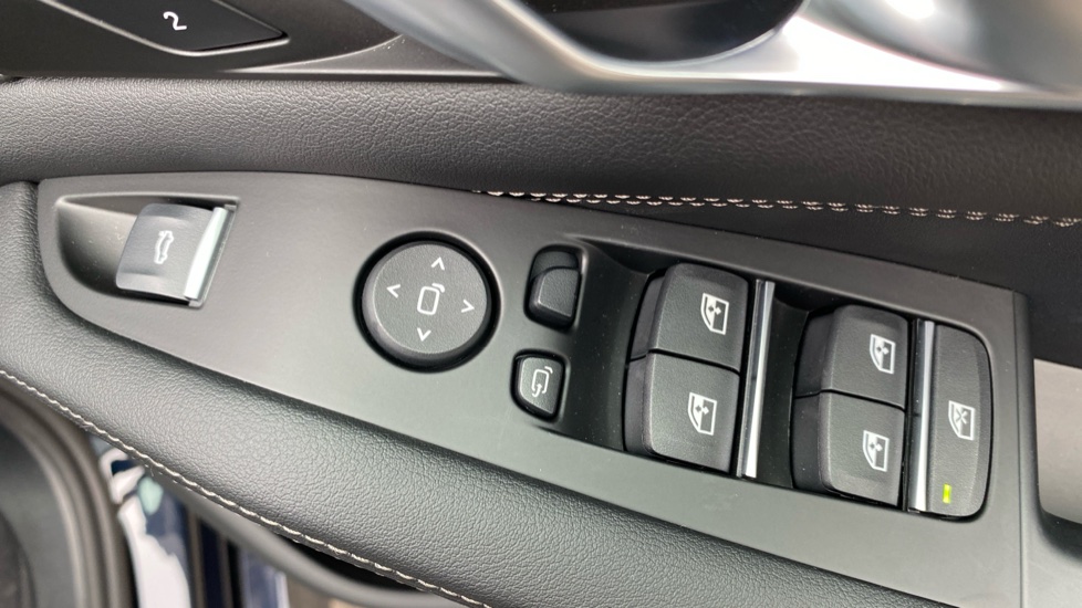 BMW X5 xDrive50e M Sport 5dr Auto [Tech Pack] Estate - Image 51