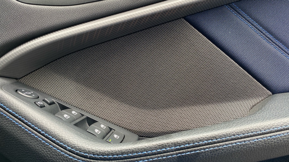 BMW 1 Series M135i xDrive 5dr Step Auto Petrol Hatchback - Image 20