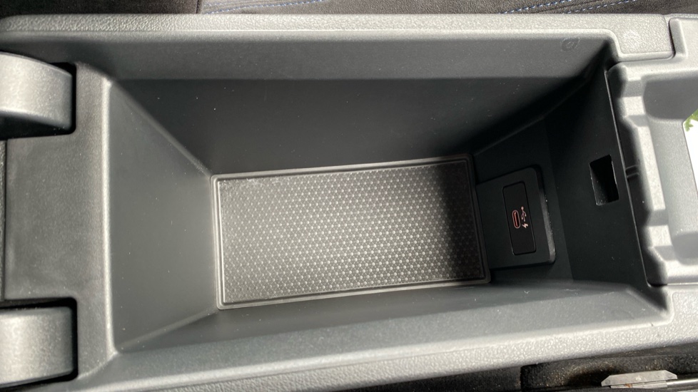 BMW 1 Series M135i xDrive 5dr Step Auto Petrol Hatchback - Image 62