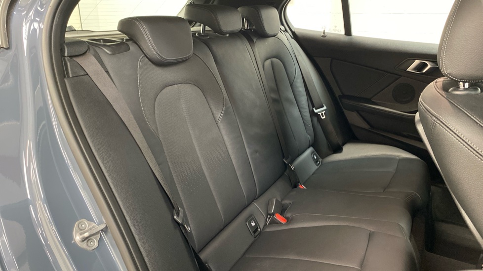 BMW 1 Series 118i [136] M Sport 5dr Step Auto [LCP] Petrol Hatchback - Image 12
