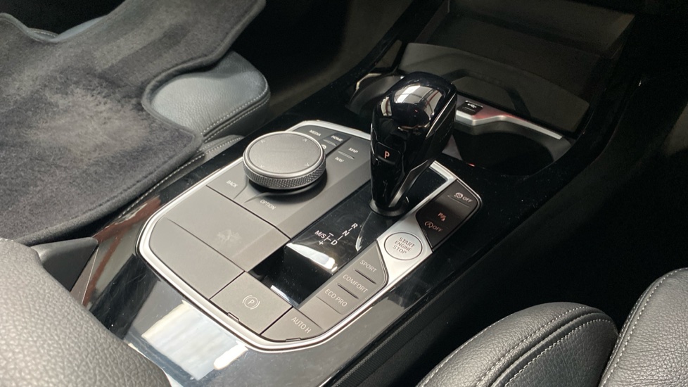 BMW 2 Series 218i [136] M Sport 4dr DCT Petrol Saloon - Image 10