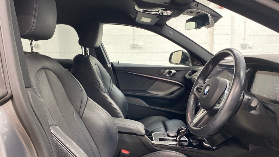 BMW 2 Series 218i [136] M Sport 4dr DCT Petrol Saloon - Image 11