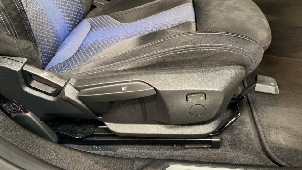 BMW 2 Series M235i xDrive 4dr Step Auto Petrol Saloon - Image 43