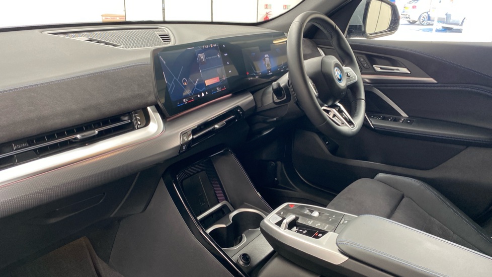 BMW iX2 150kW eDrive20 M Sport 65kWh 5dr Auto [Tech/Pro] Electric Hatchback - Image 7
