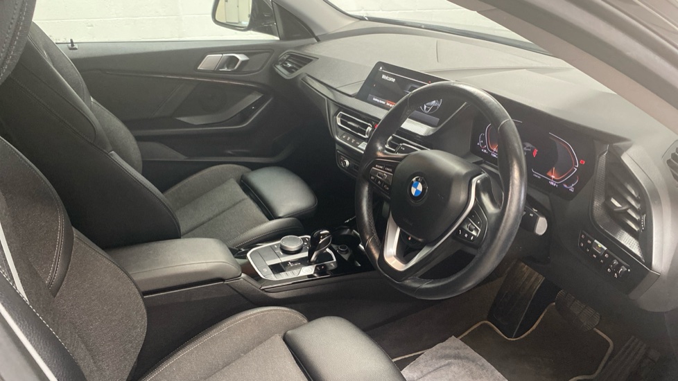 BMW 2 Series 218i [136] Sport 4dr DCT [Live Cockpit Prof] Petrol Saloon - Image 6