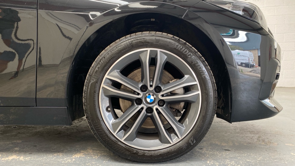 BMW 2 Series 218i [136] Sport 4dr DCT [Live Cockpit Prof] Petrol Saloon - Image 14