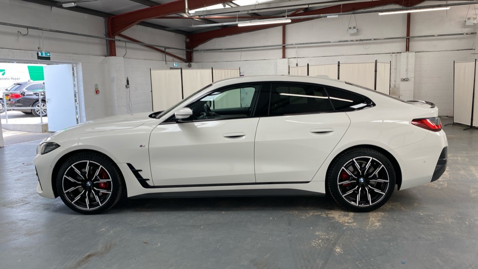 BMW 4 Series 420i M Sport 5dr Step Auto Petrol Hatchback - Image 31