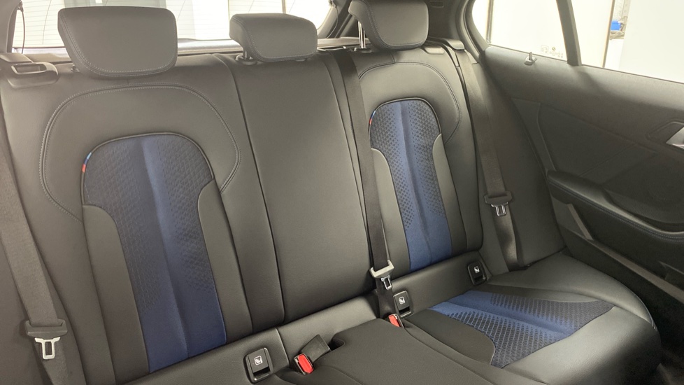 BMW 1 Series 118i [136] M Sport 5dr Step Auto [LCP] Petrol Hatchback - Image 12