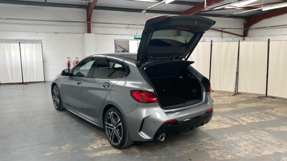 BMW 1 Series 118i [136] M Sport 5dr Step Auto [LCP] Petrol Hatchback - Image 40