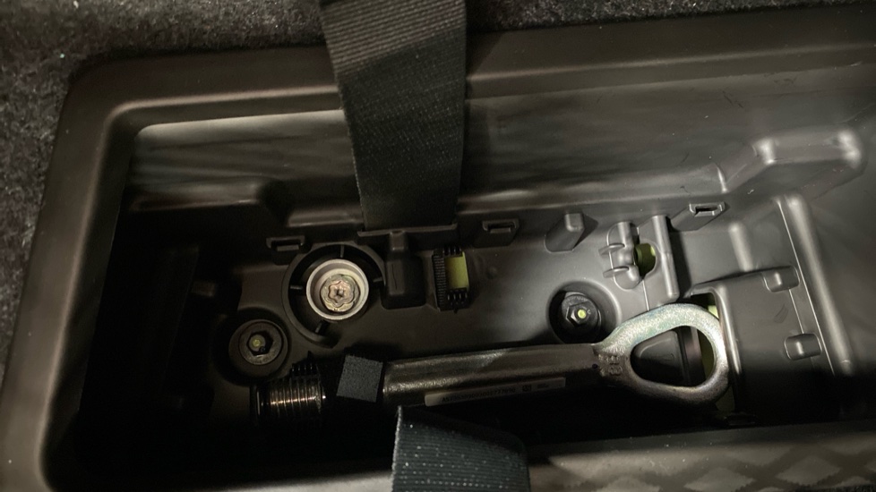 BMW M4 xDrive Competition M 2dr Step Auto Petrol Coupe - Image 39