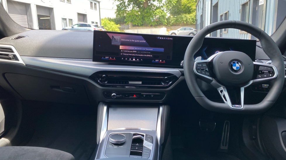 BMW 4 Series 420i M Sport 5dr Step Auto [Pro Pack] Petrol Hatchback - Image 4