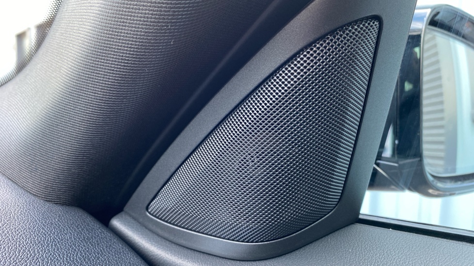 BMW 4 Series 420i M Sport 5dr Step Auto [Pro Pack] Petrol Hatchback - Image 20