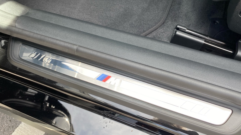 BMW 4 Series 420i M Sport 5dr Step Auto [Pro Pack] Petrol Hatchback - Image 40