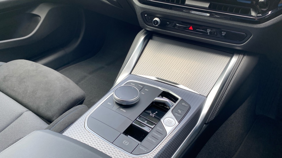 BMW 4 Series 420i M Sport 5dr Step Auto [Pro Pack] Petrol Hatchback - Image 56