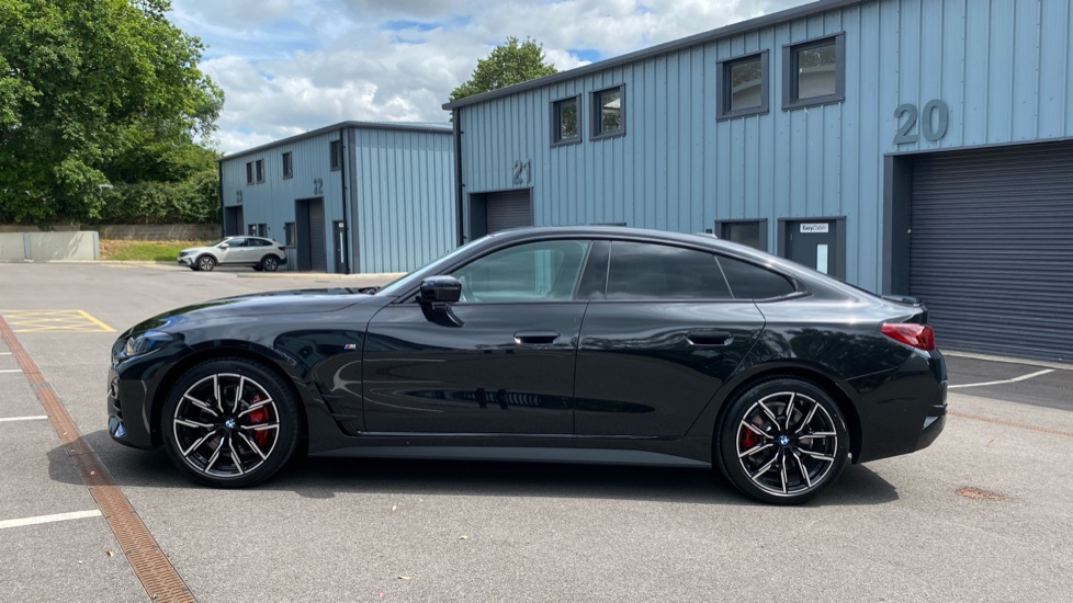 BMW 4 Series 420i M Sport 5dr Step Auto [Pro Pack] Petrol Hatchback - Image 62