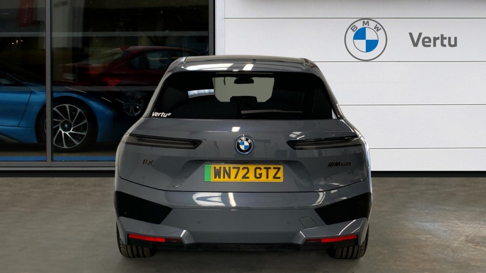 BMW iX 455kW M60 111.5kWh 5dr Auto Electric Estate - Image 15