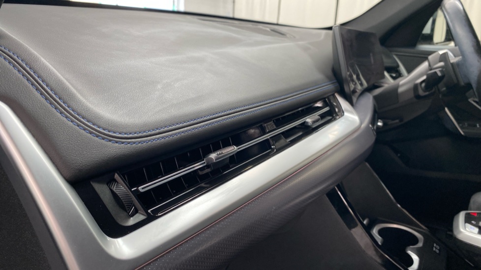 BMW iX1 230kW xDrive30 M Sport 65kWh 5dr Auto Electric Estate - Image 52