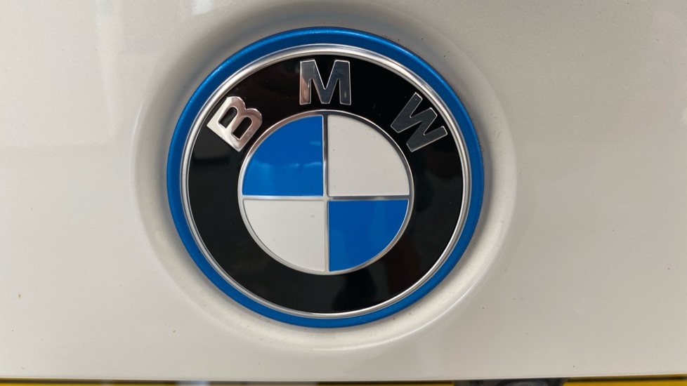 BMW iX1 230kW xDrive30 M Sport 65kWh 5dr Auto Electric Estate - Image 73