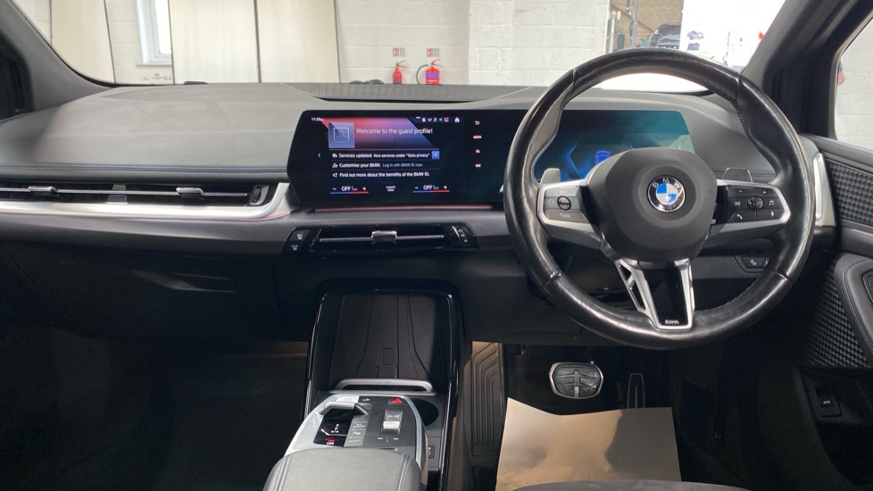 BMW 2 Series 220i MHT M Sport 5dr DCT Petrol Hatchback - Image 4