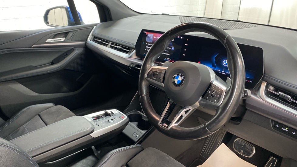 BMW 2 Series 220i MHT M Sport 5dr DCT Petrol Hatchback - Image 6
