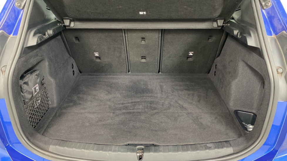 BMW 2 Series 220i MHT M Sport 5dr DCT Petrol Hatchback - Image 13