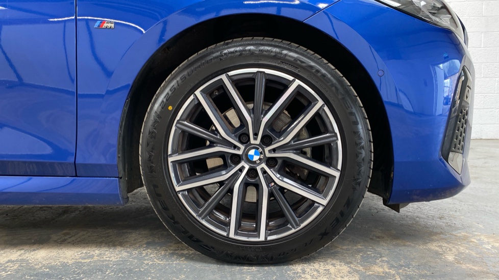 BMW 2 Series 220i MHT M Sport 5dr DCT Petrol Hatchback - Image 14
