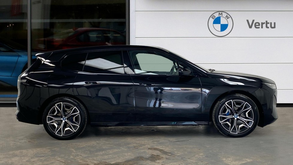 BMW iX 385kW xDrive50 M Sport 111.5kWh 5dr Auto [Tech +] Electric Estate - Image 3