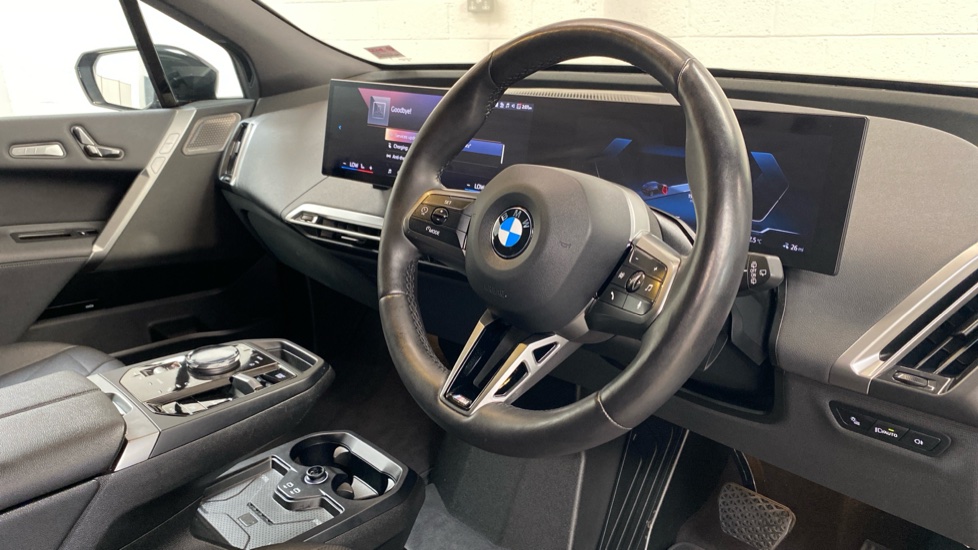 BMW iX 385kW xDrive50 M Sport 111.5kWh 5dr Auto [Tech +] Electric Estate - Image 6