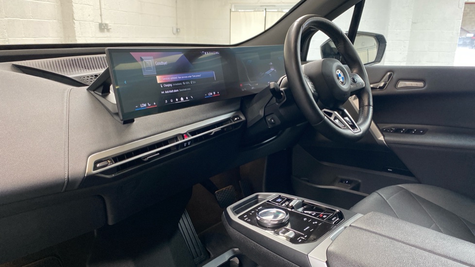 BMW iX 385kW xDrive50 M Sport 111.5kWh 5dr Auto [Tech +] Electric Estate - Image 7