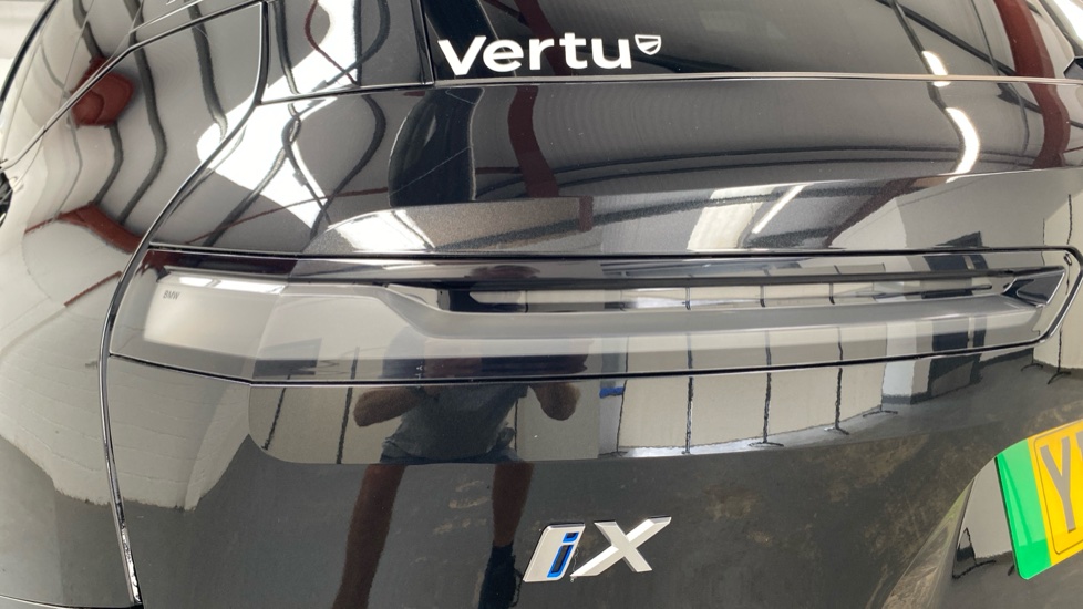 BMW iX 385kW xDrive50 M Sport 111.5kWh 5dr Auto [Tech +] Electric Estate - Image 22
