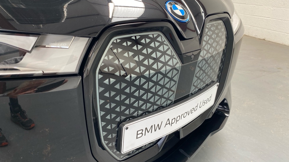 BMW iX 385kW xDrive50 M Sport 111.5kWh 5dr Auto [Tech +] Electric Estate - Image 28
