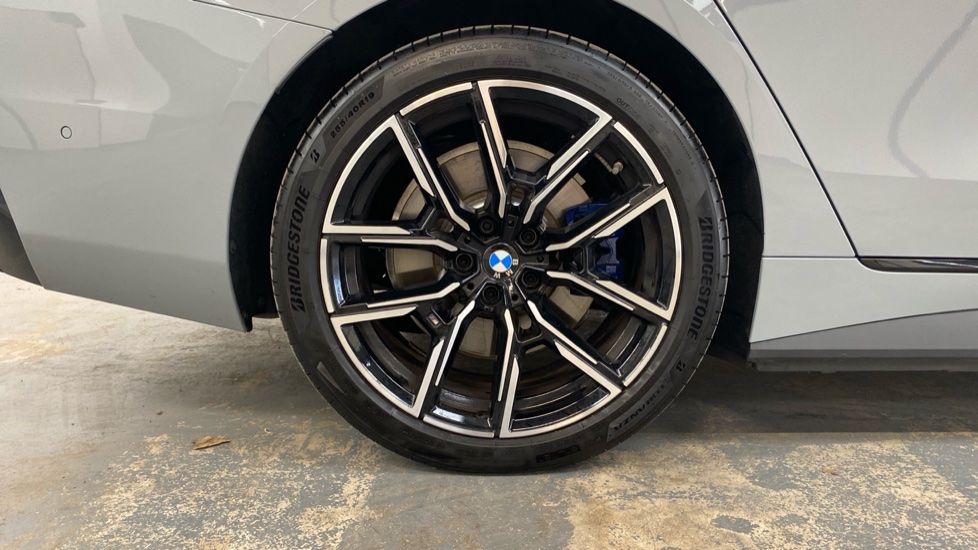 BMW i4 250kW eDrive40 M Sport 83.9kWh 5dr Auto Electric Hatchback - Image 26